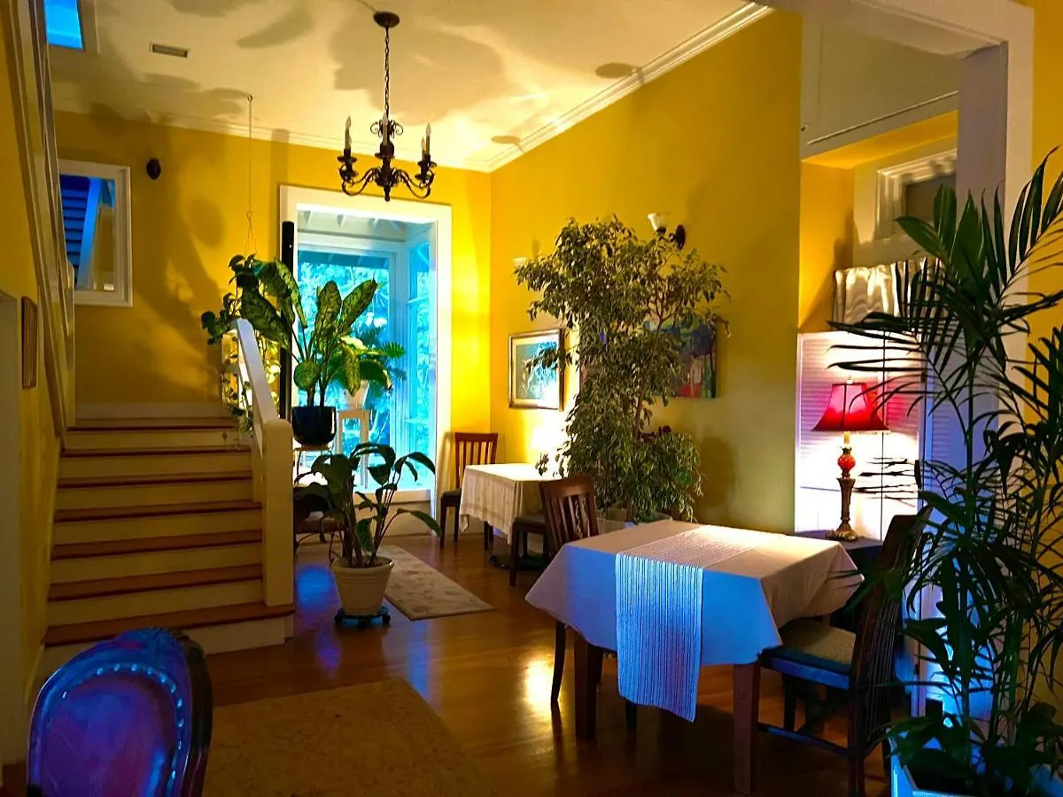 Semesterbostad Refreshing Private Suite At Hawi Guest House
