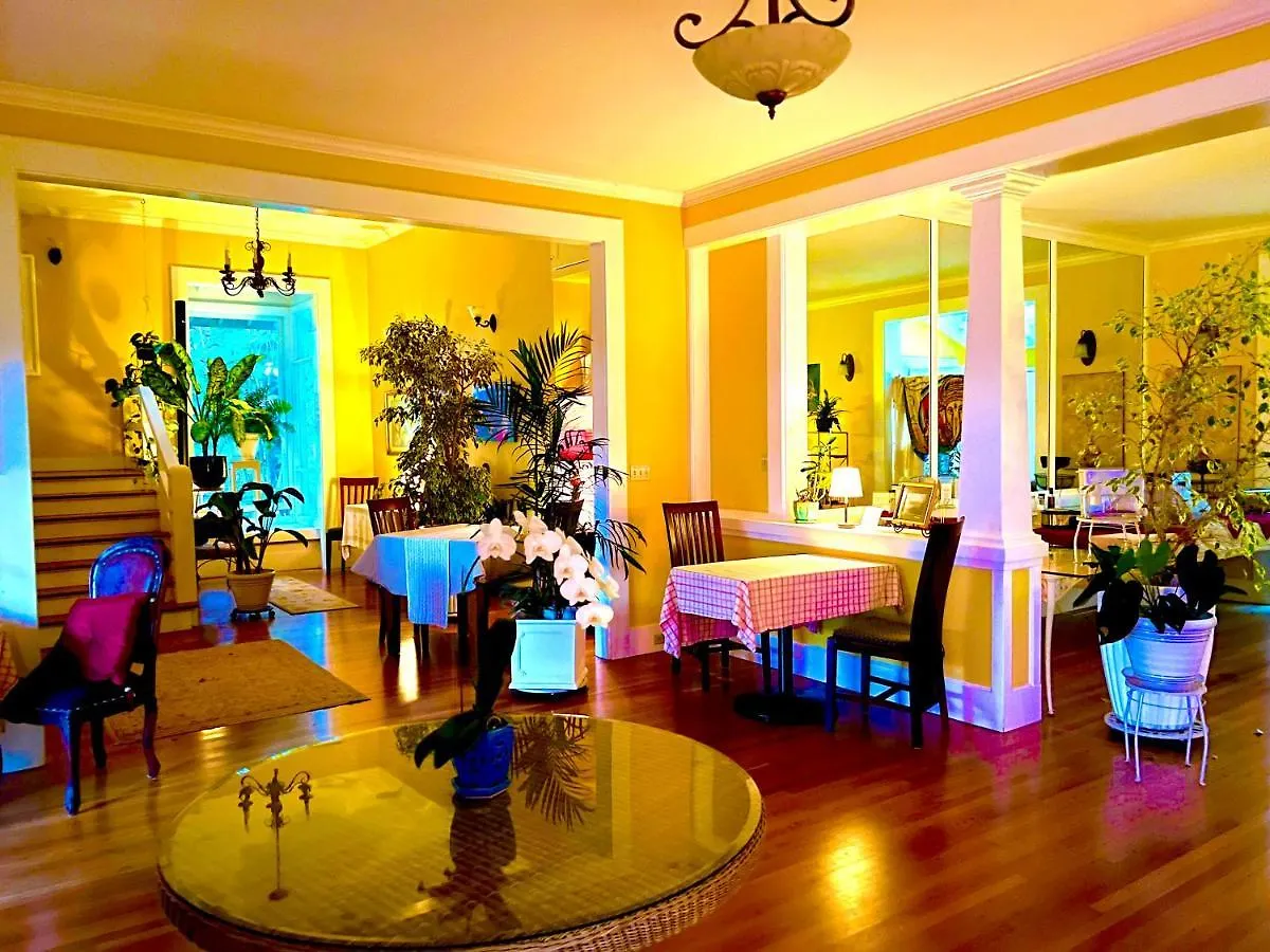 Semesterbostad Refreshing Private Suite At Hawi Guest House