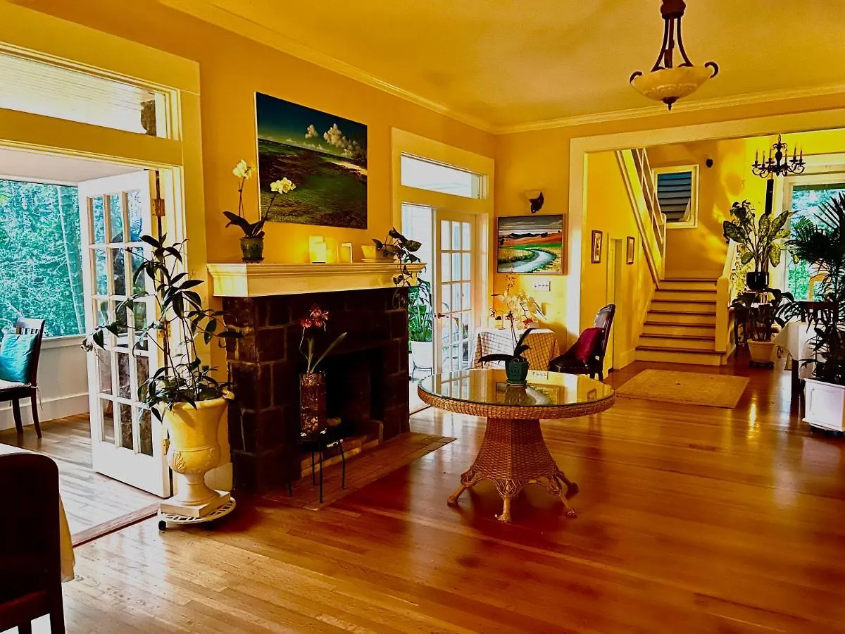 Refreshing Private Suite At Hawi Guest House USA